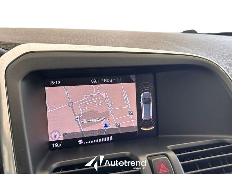 Volvo XC60 D4 190 CV Automatica NAVI Business