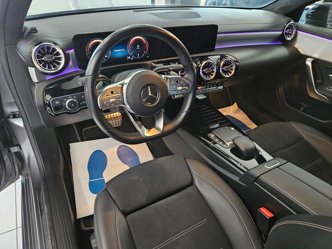 Mercedes-Benz A 180 d Premium auto