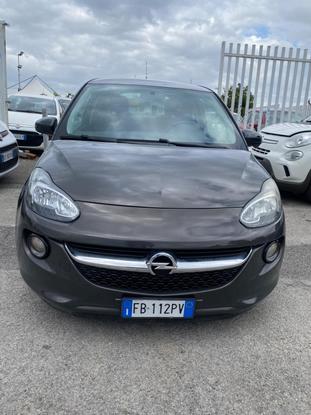 Opel Adam 1.2 70 CV