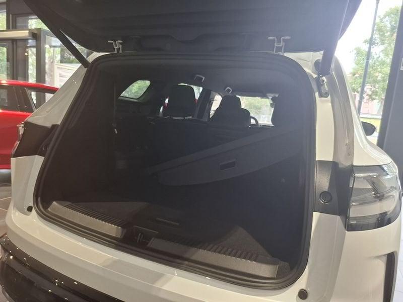 Renault Espace NUOVO esprit Alpine MY25 full hybrid E-Tech 2