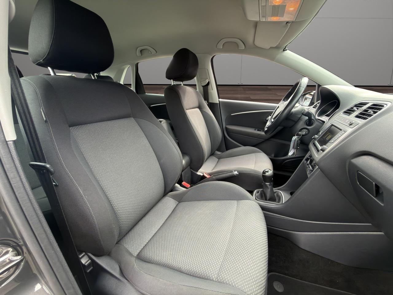 Volkswagen Polo 5 Porte Polo 5p 1.4 tdi 90cv - Unipro - Garanzia - Promo Finanziamento - Schermo
