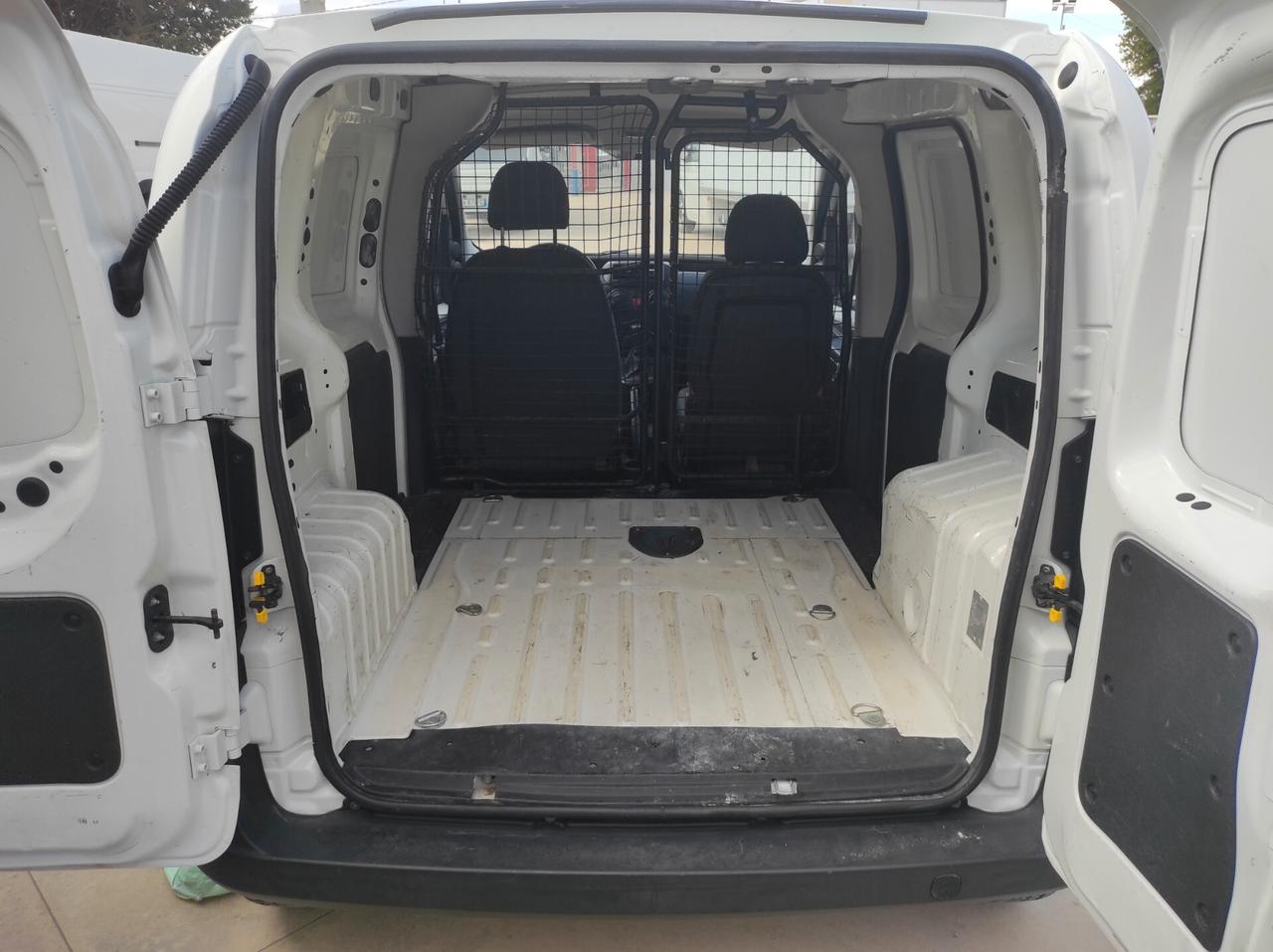 Peugeot Bipper 1.3 HDi - 75cv 2 posti autocarro
