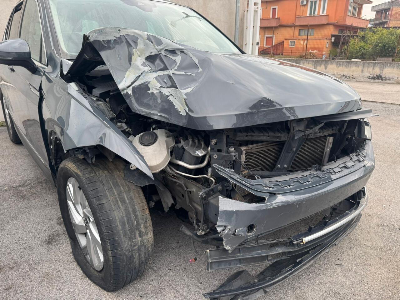 VW Tiguan 2.0 TDI 150 CV DSG Elegance-2021