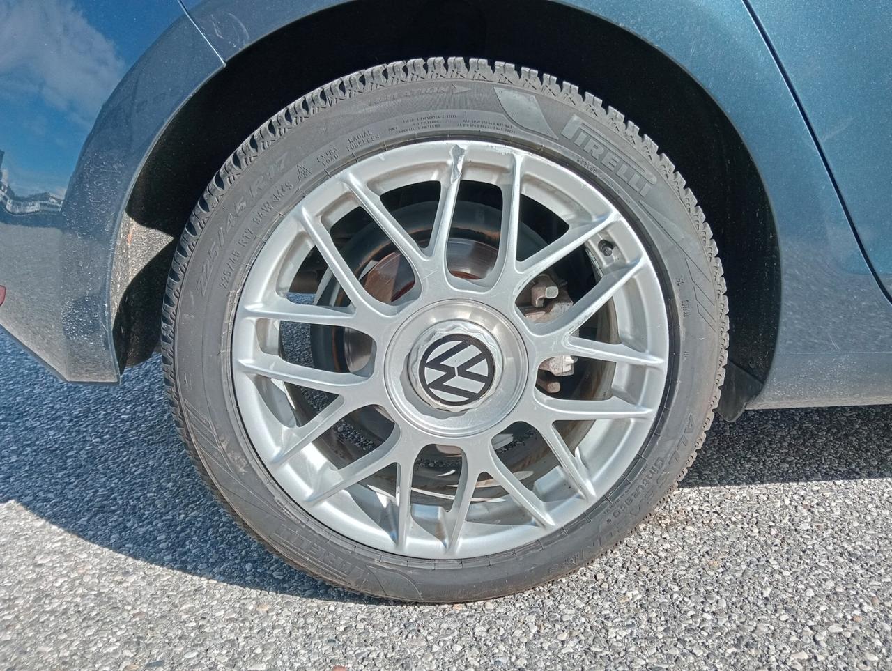 Volkswagen Golf 1.6TDI 5p. Highline
