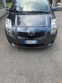 Toyota Yaris 1.3 5 porte