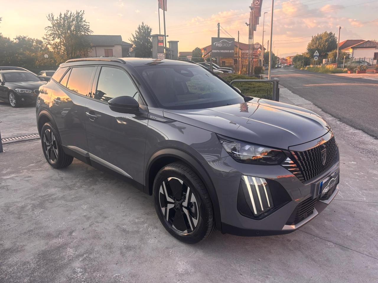 Peugeot 2008 Hybrid 145 e-DCS6 GT KM 0