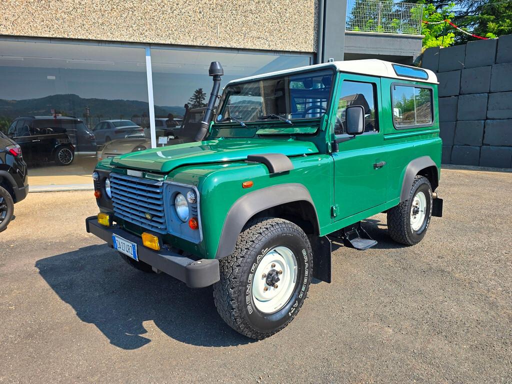 Land Rover Defender 90 2.5 Td5 Station Wagon E