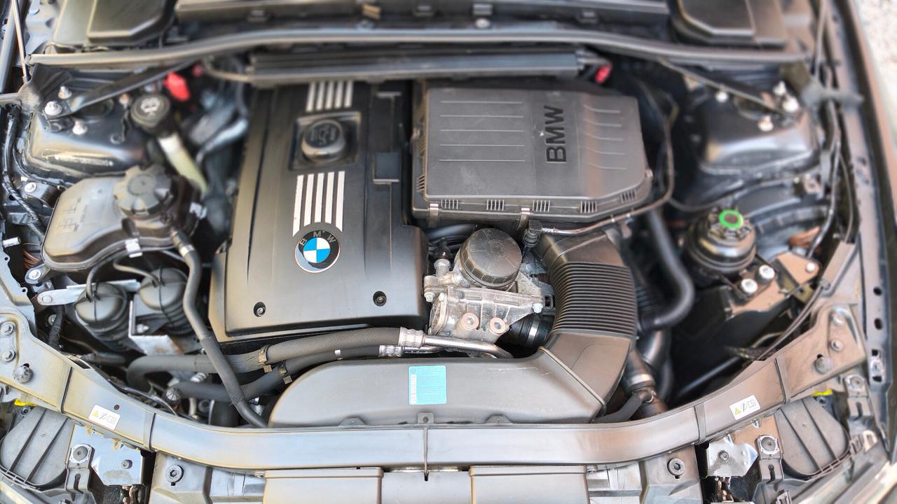 Bmw 335i xDrive cat Coupé Futura