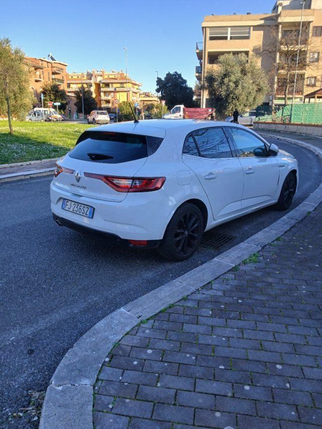 RENAULT Megane Mégane dCi 8V 110 CV EDC Energy Bose