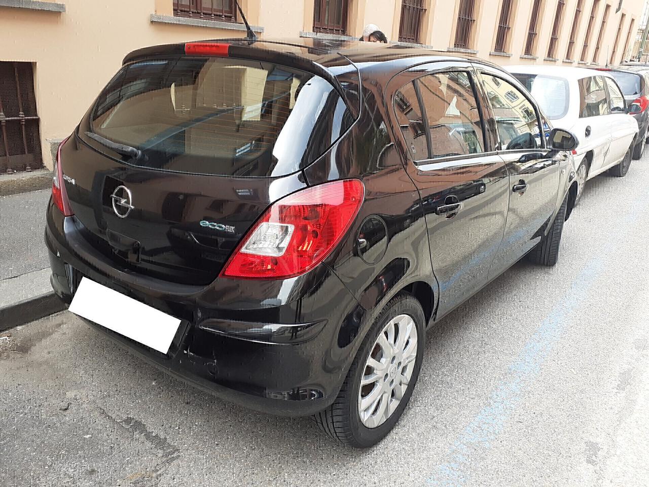 Opel Corsa - Fino a 2 anni di garanzia