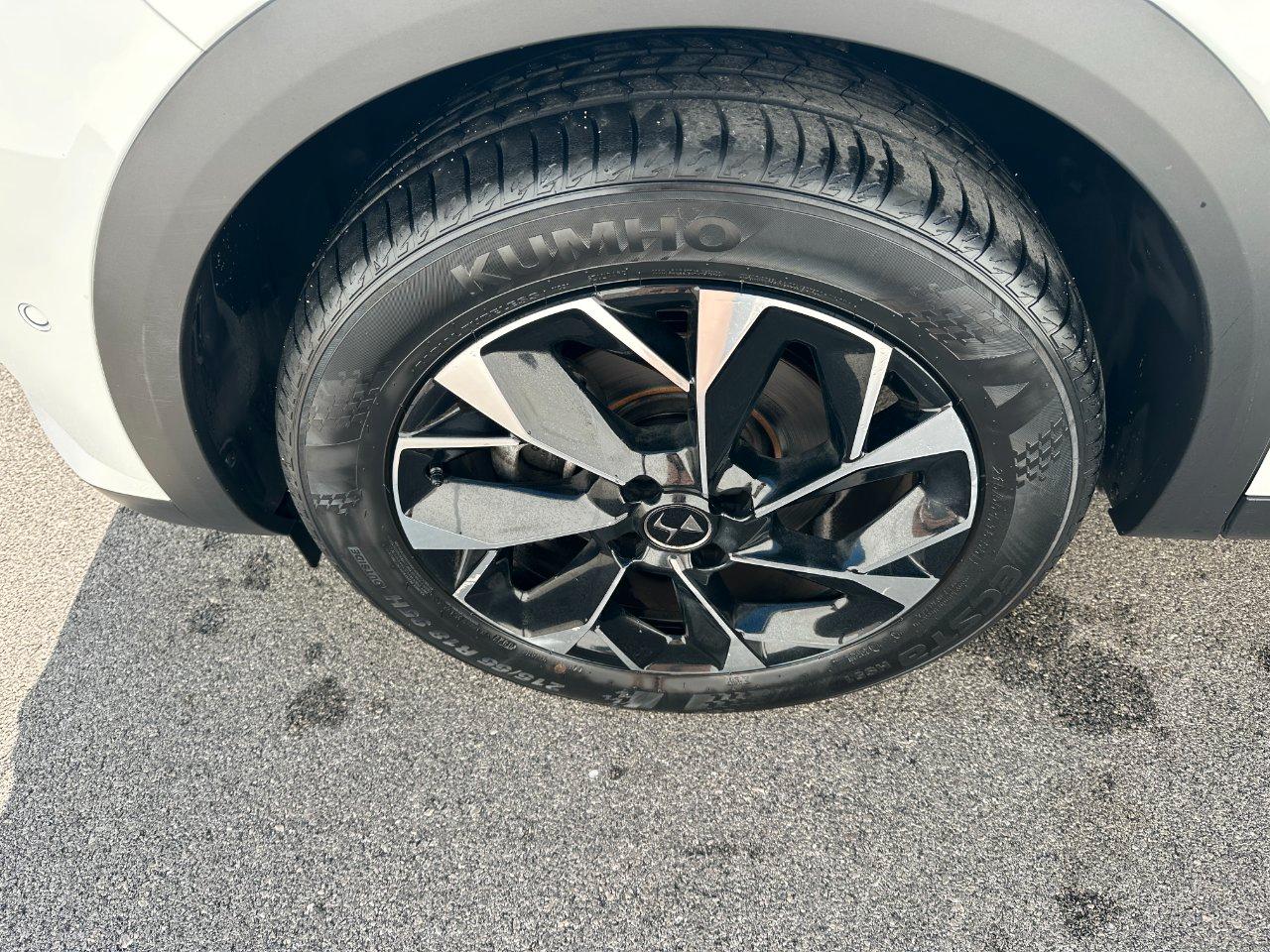 DS DS3 1.5 bluehdi Etoile 130cv auto