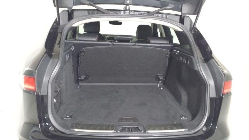 Jaguar F-Pace 2015 Diesel 2.0d i4 R-Sport awd 180cv auto my20