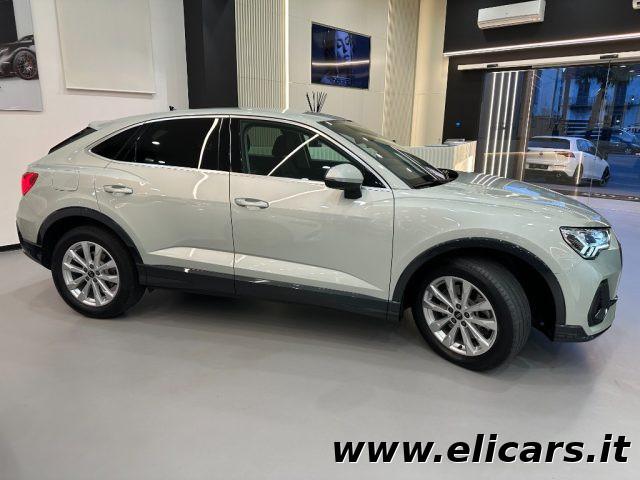 AUDI Q3 40 TDI quattro S tronic Business Plus