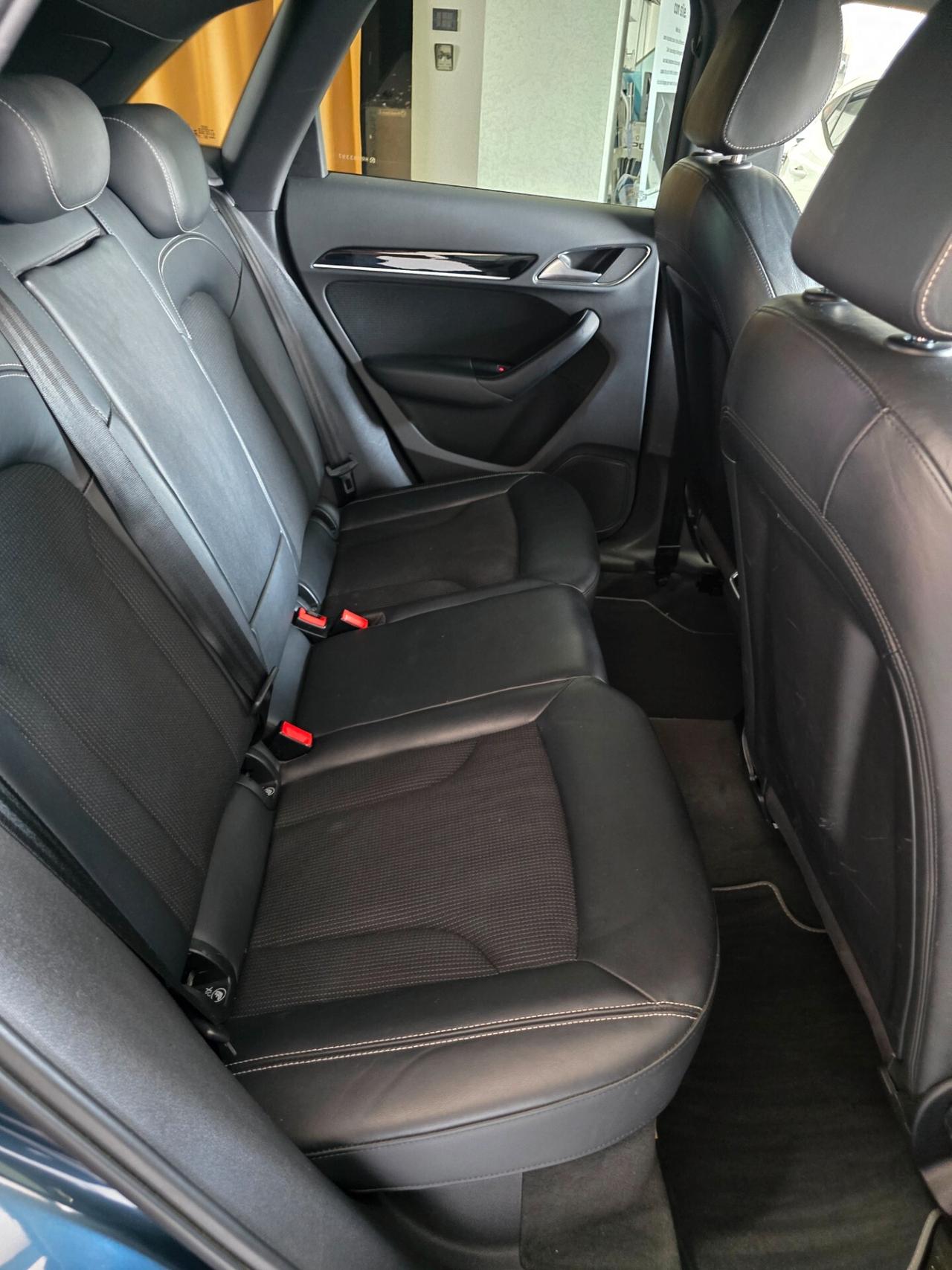 Audi Q3 2.0 TDI 120 CV S tronic line