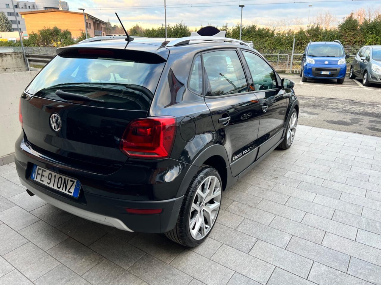 Volkswagen Polo Cross 1.4 TDI DSG BlueMotion Technology