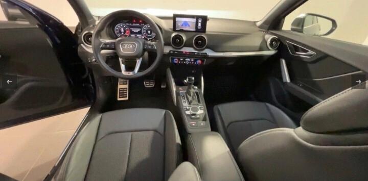 Audi Q2 SQ2 TFSI quattro S tronic sport attitude