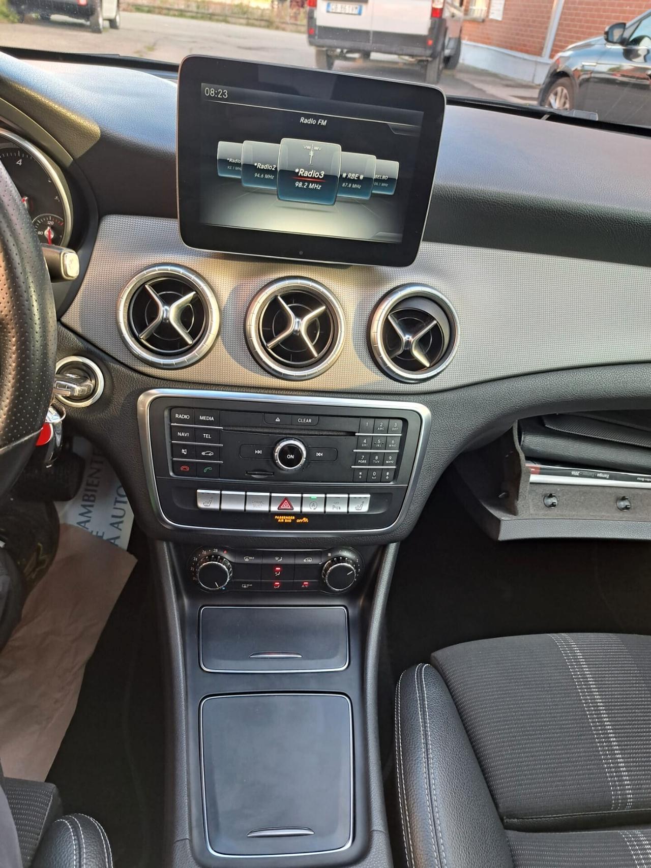 Mercedes-benz CLA 220 d S.W. Automatic Sport