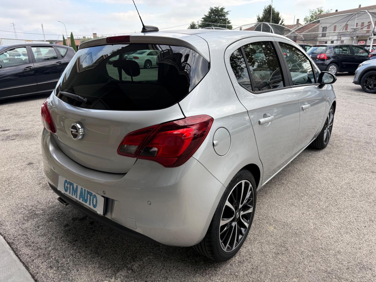 Opel Corsa 1.2 Benzina/Gpl - Neopatentati