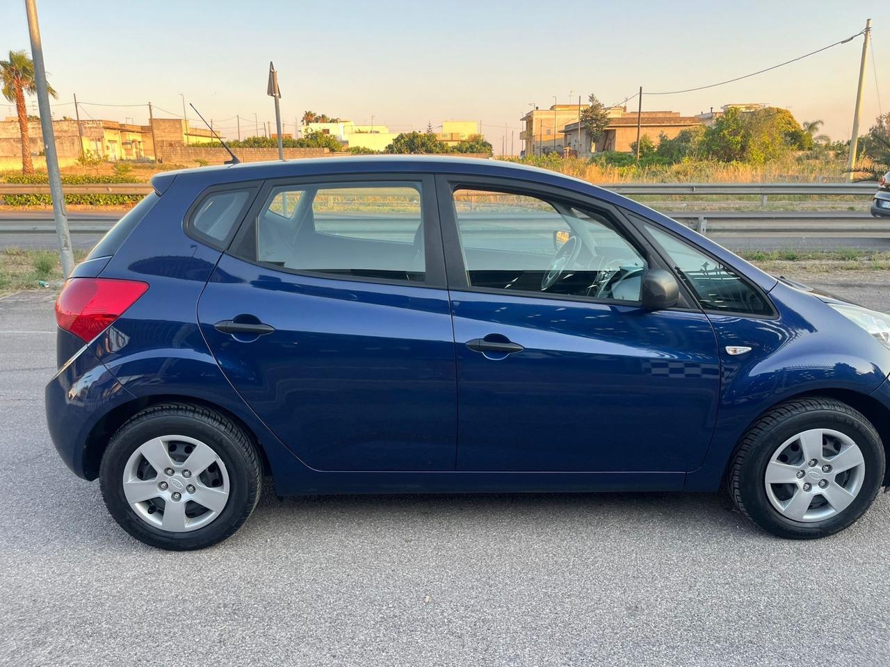 Kia Venga 1.4 CVVT Unipro 2010
