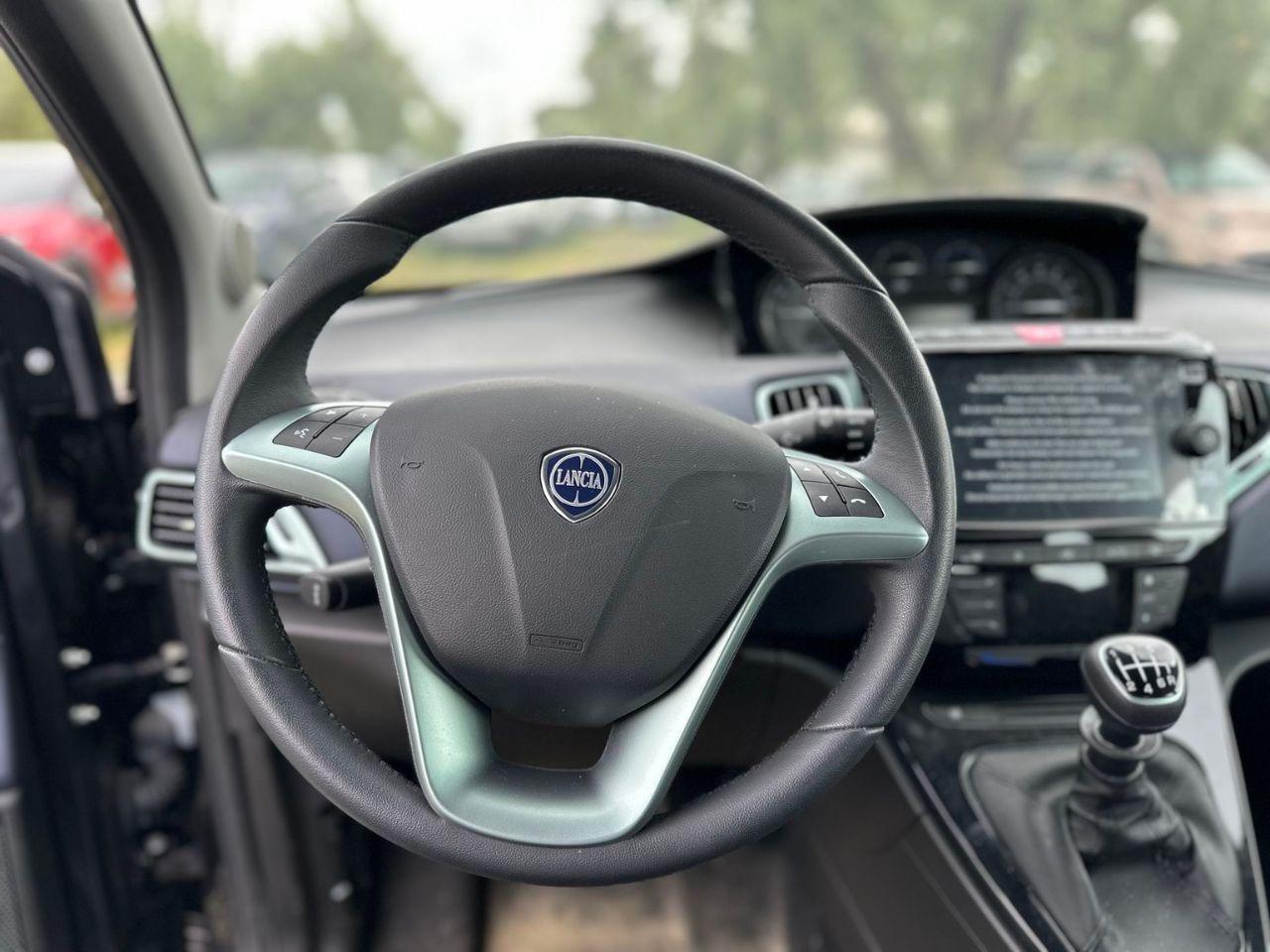 LANCIA Ypsilon III 2021 - Ypsilon 1.0 firefly hybrid Platino s&s 70cv