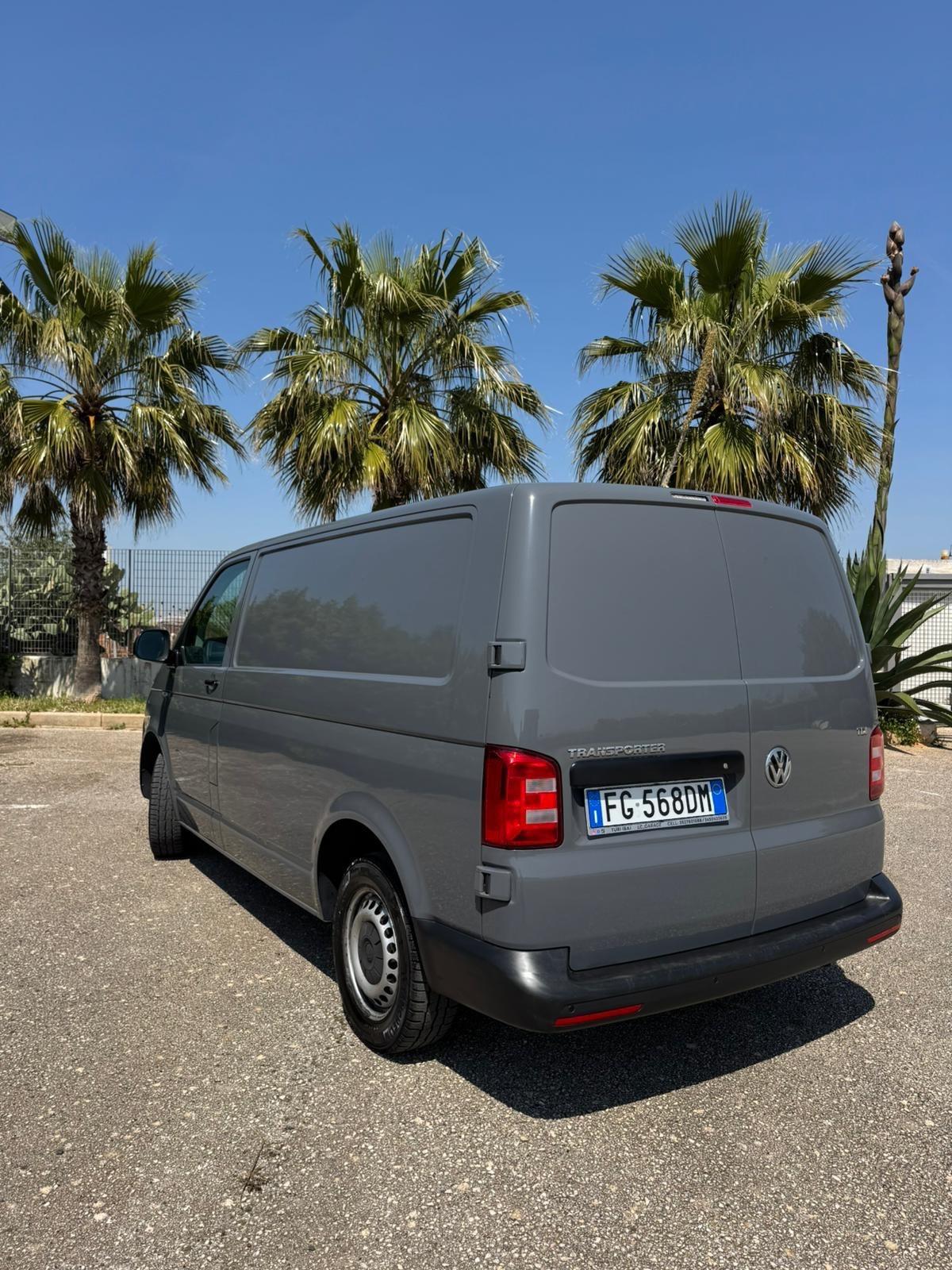 Volkswagen Transporter 2.0 TDI 150CV DSG CAMBIO AUTOMATICO
