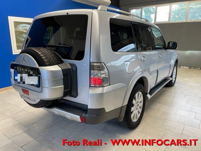 MITSUBISHI Pajero 3.2 DI-D 16V aut. 7p. Instyle DPF