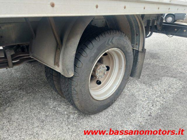 NISSAN Atleon L35 3.0 TD CASSONE FURGONATO LEGGI NOTE !!!