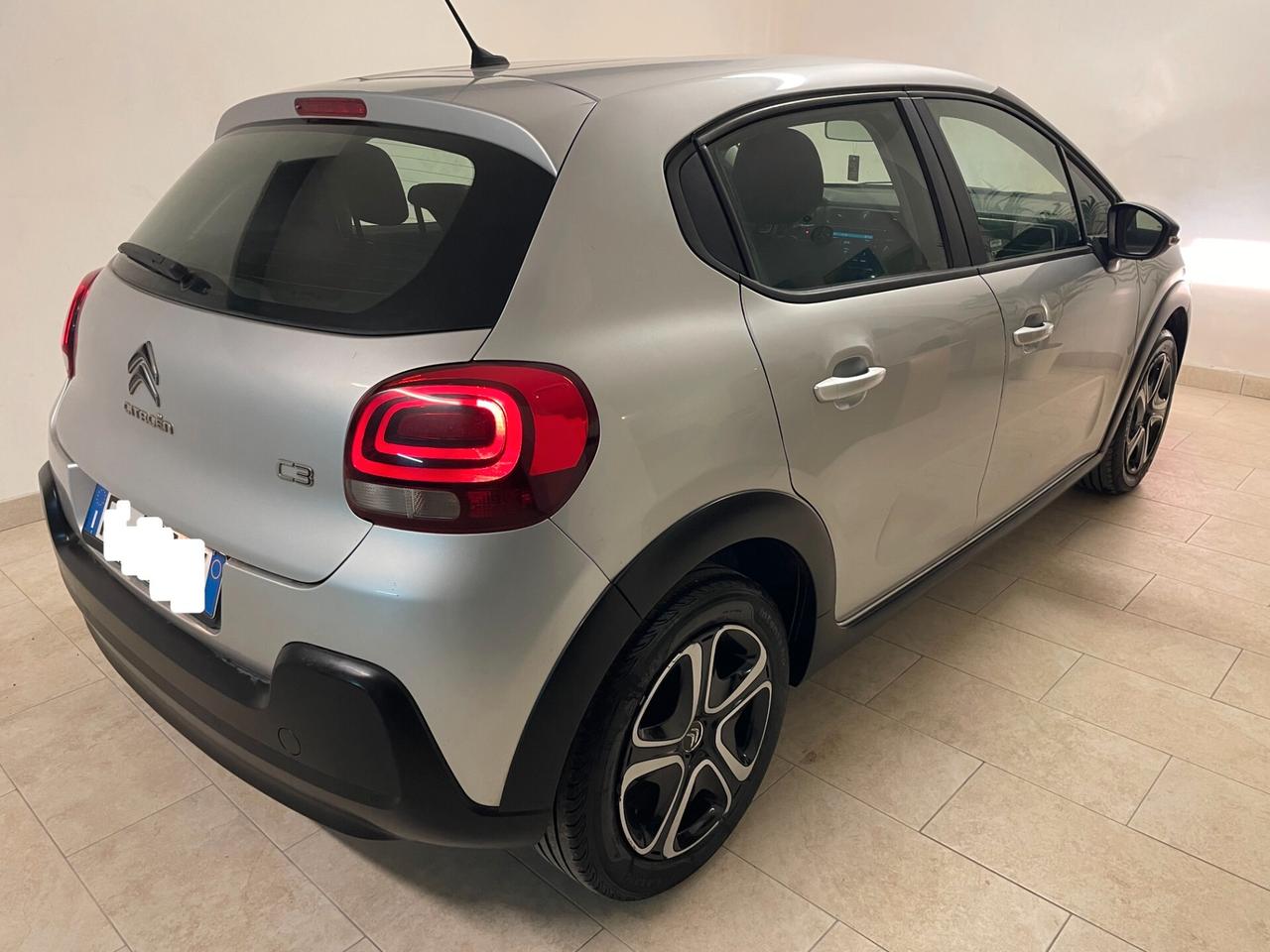 Citroen C31.2 82 CV PureTech Shine Full Cinghia+tagliando Neopatentati