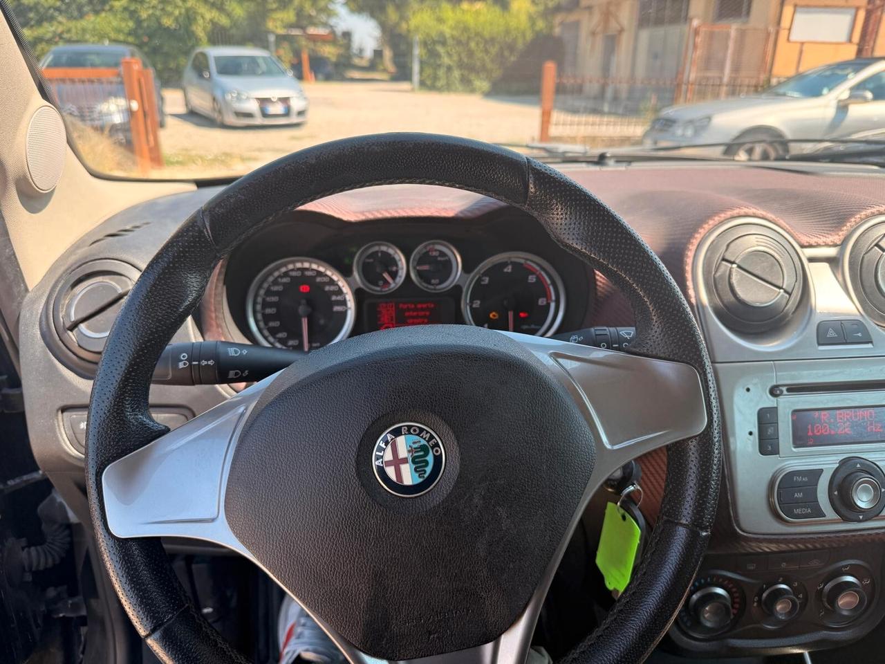 Alfa Romeo MiTo 1.3 JTDm-2 95 CV S&S Distinctive Sport Pack