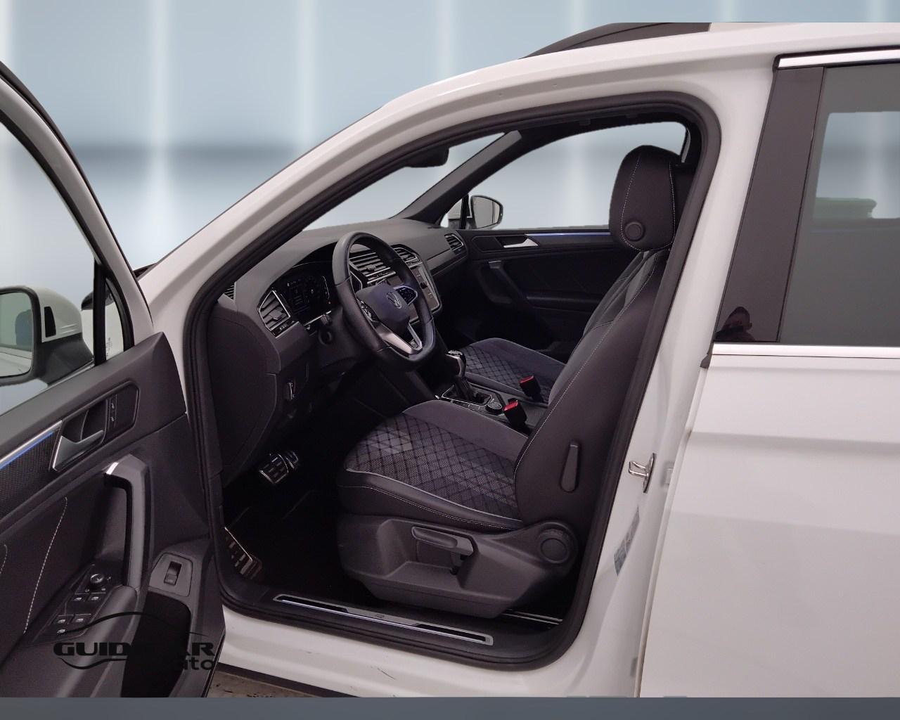 VOLKSWAGEN Tiguan II 2021 - Tiguan 2.0 tdi R-Line 4motion 150cv dsg