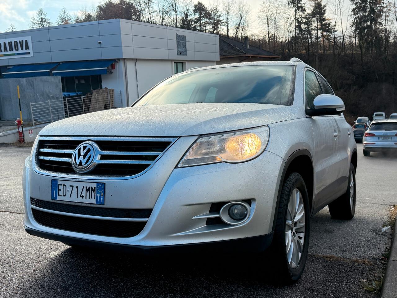 Volkswagen Tiguan 2.0 TDI DPF 4MOTION tiptronic Track & Field