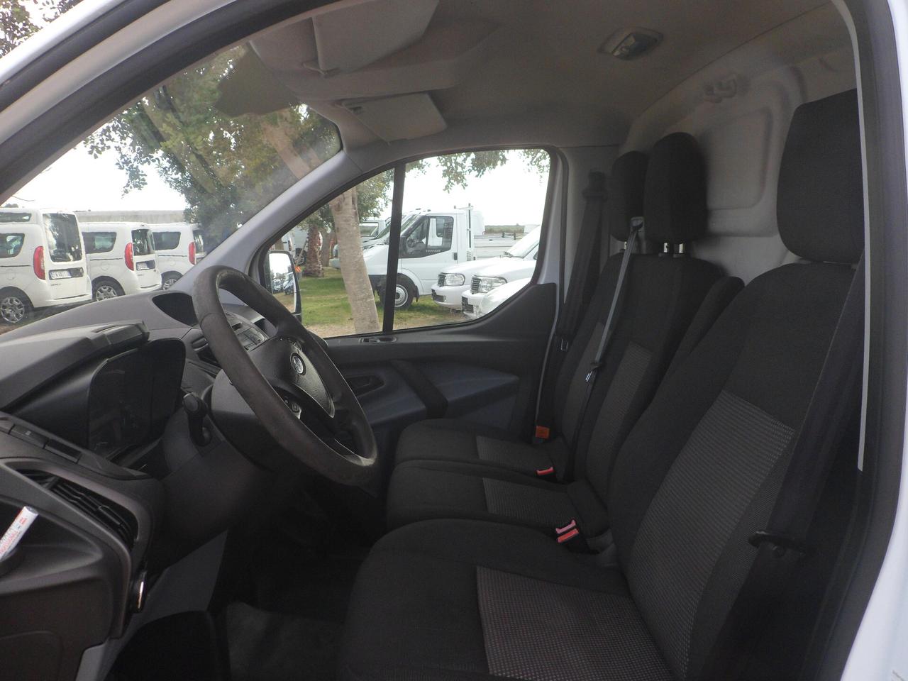 Ford Transit Custom furgone