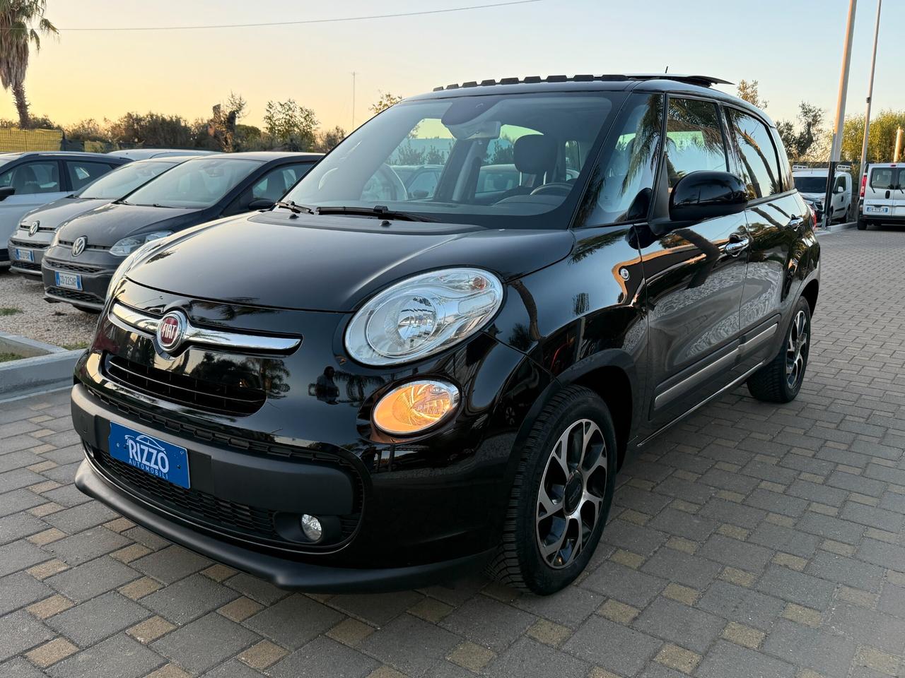 FIAT 500L 1.6MJT 120CV LOUNGE TETTO APRIBILE NAVI CAMERA