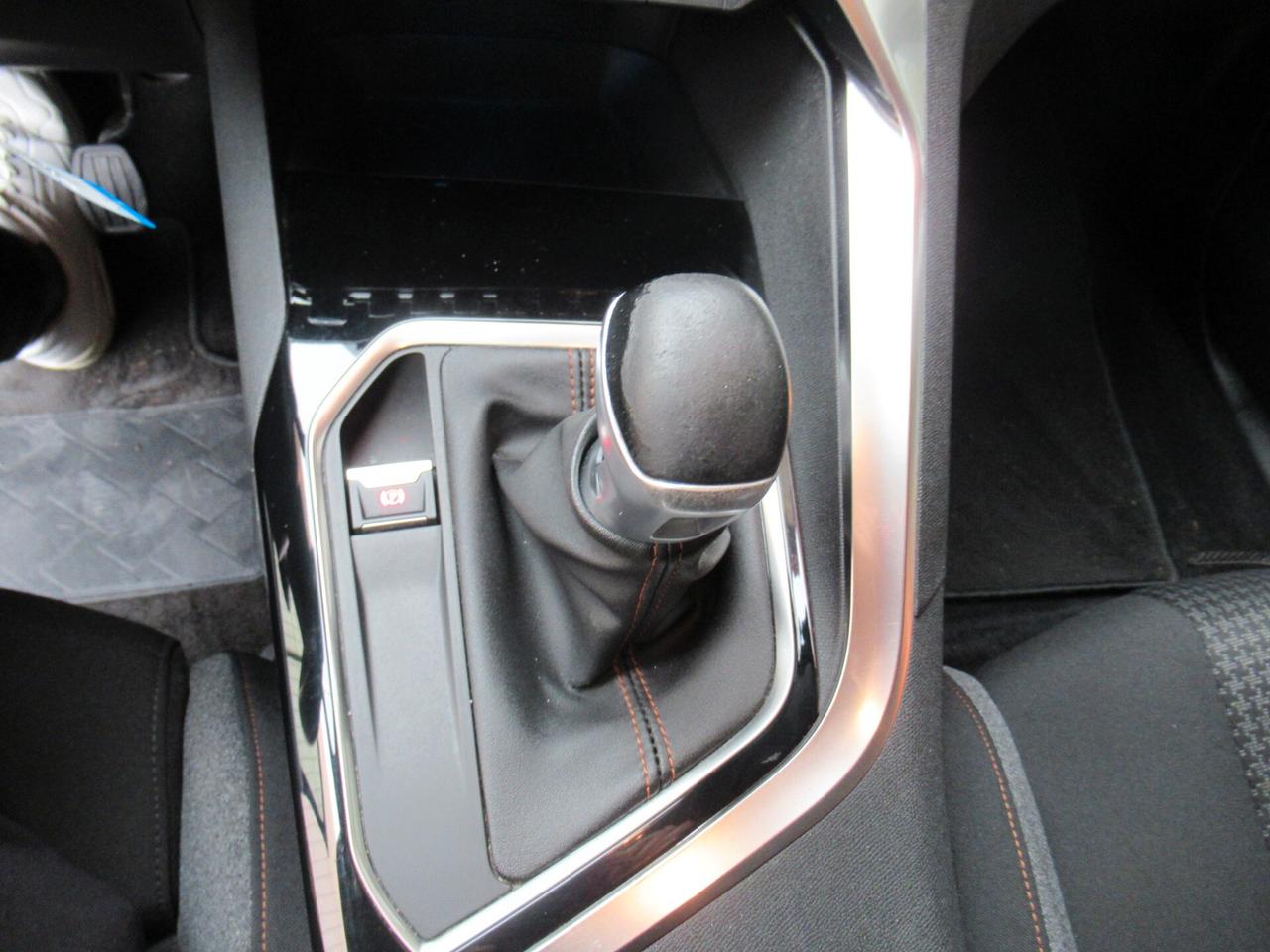 Peugeot 3008 BlueHDi 130 S&S Business