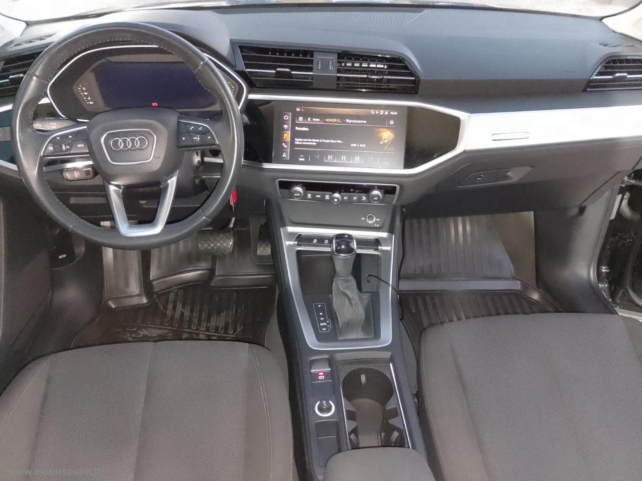 AUDI Q3 35 TDI S tronic S line edition