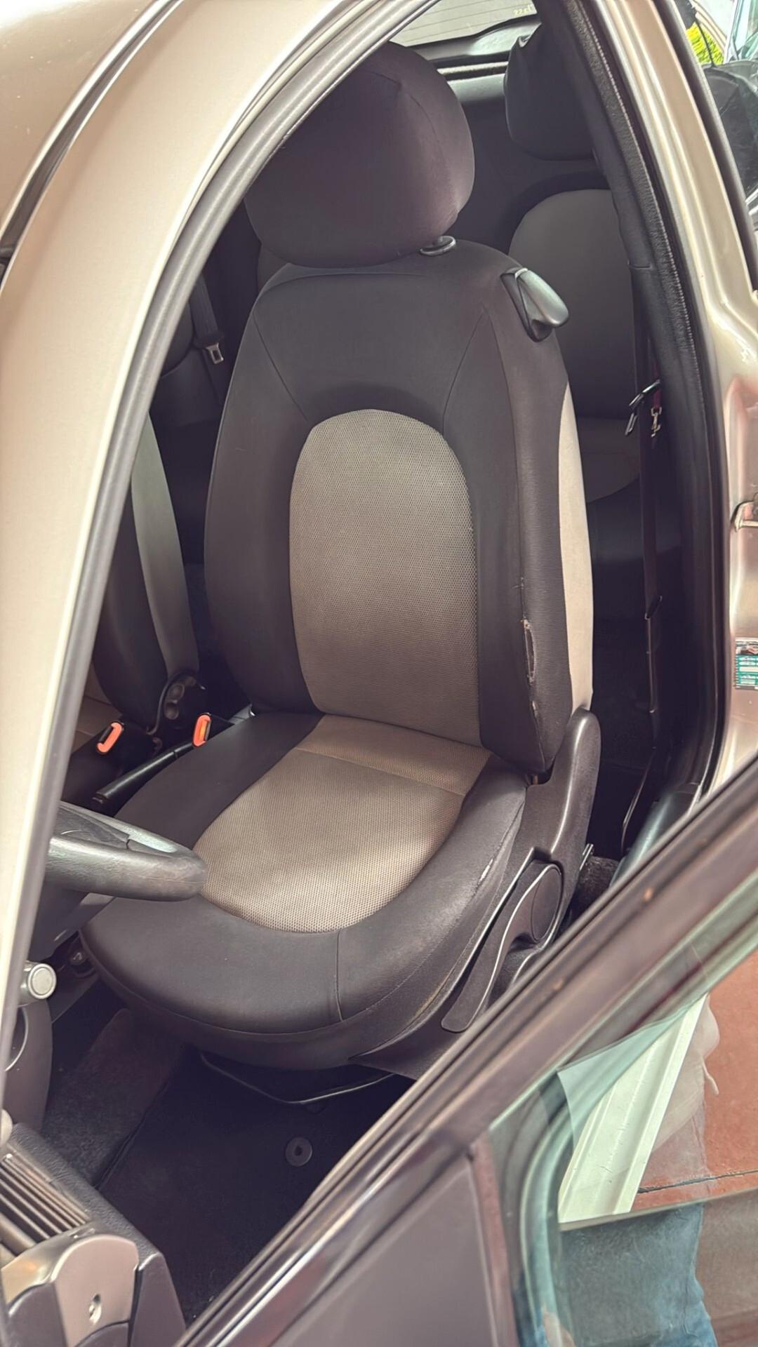 Lancia Ypsilon 1.2 Argento