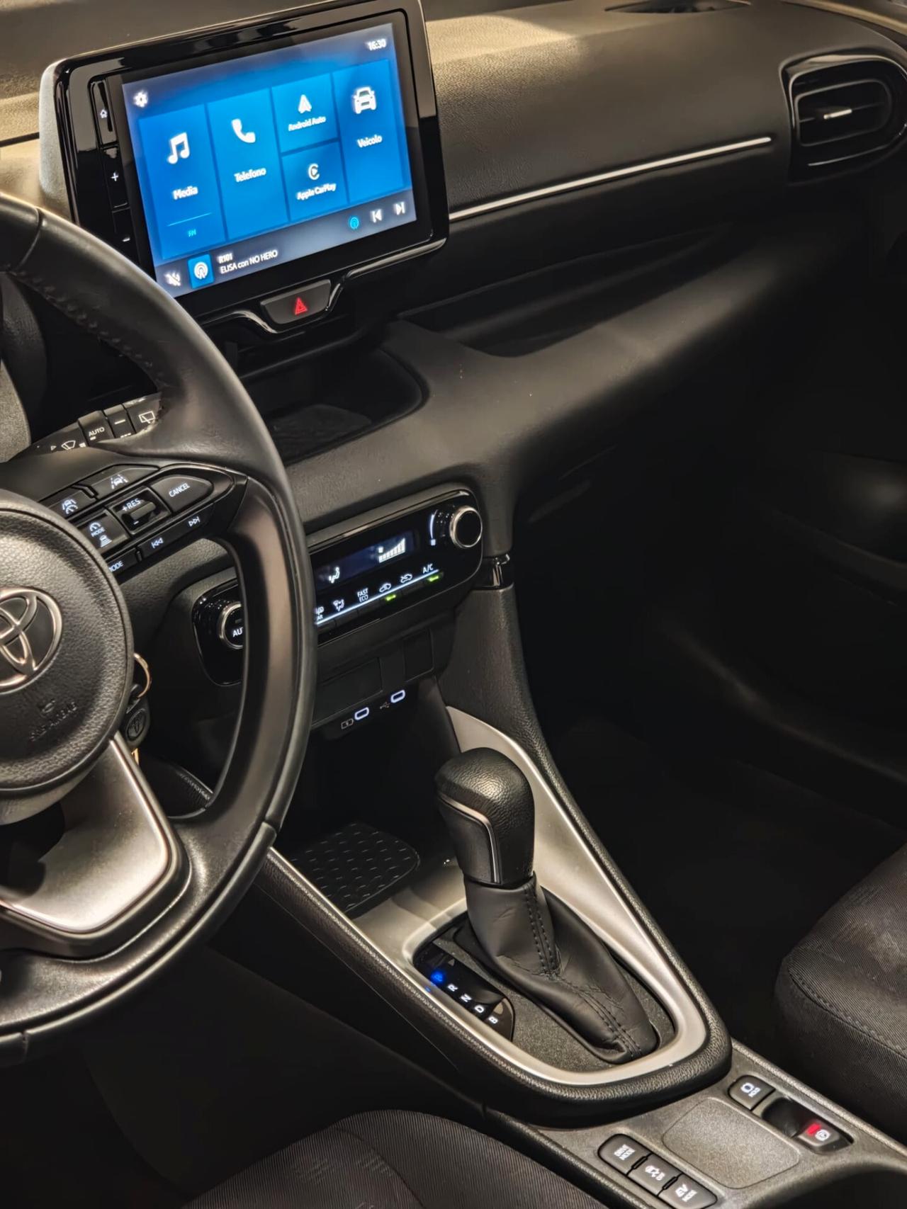 Toyota Yaris 1.5 Hybrid 5 porte Trend - UNICO PROPRIETARIO