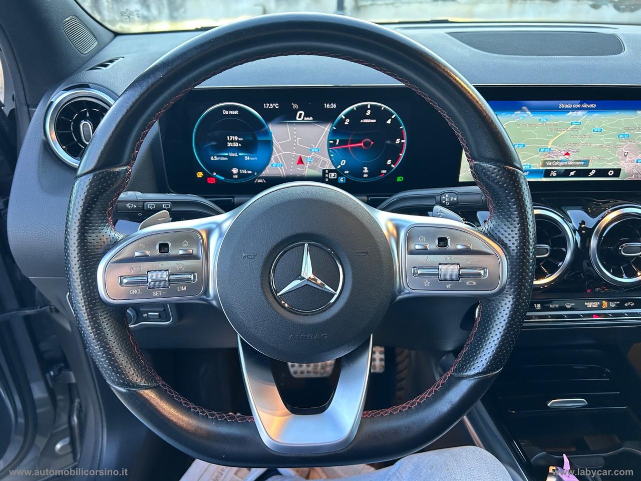 MERCEDES-BENZ GLA 200 d Automatic Premium