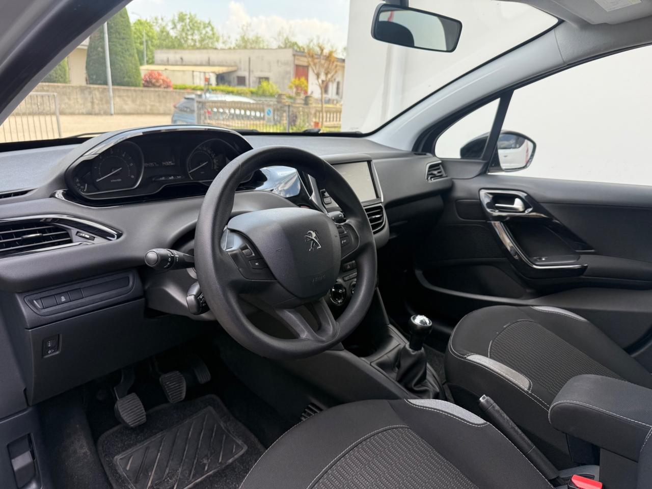 Peugeot 208 1.4 HDi 68 CV Led unico prop. 2015
