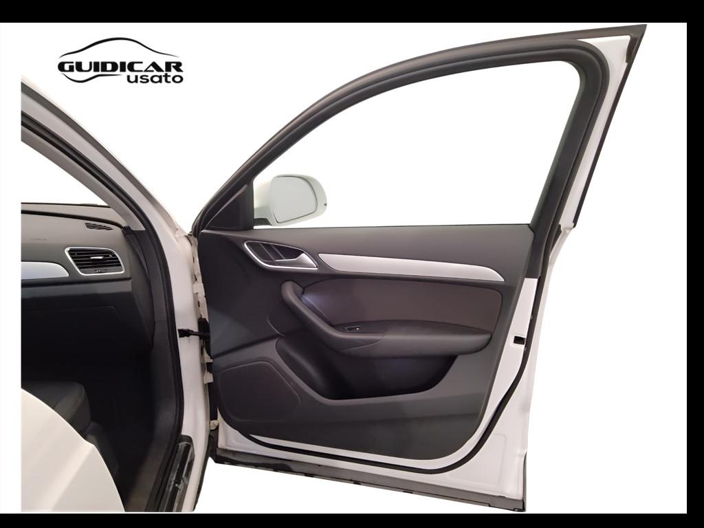 AUDI Q3 I 2015 - Q3 2.0 tdi Business 120cv s-tronic