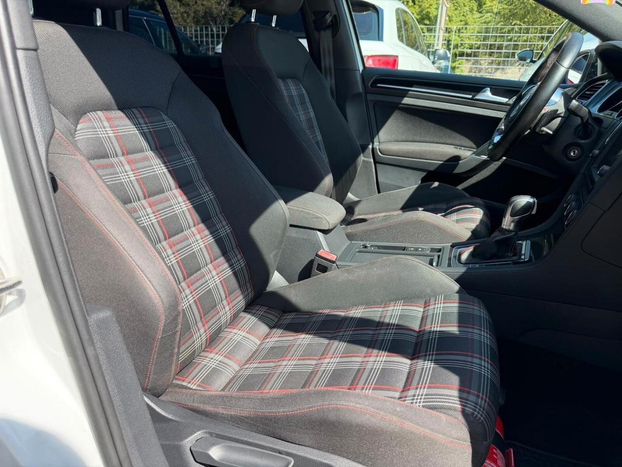 Volkswagen Golf GTI Performance 2.0 TSI 5p. BlueMotion Technology