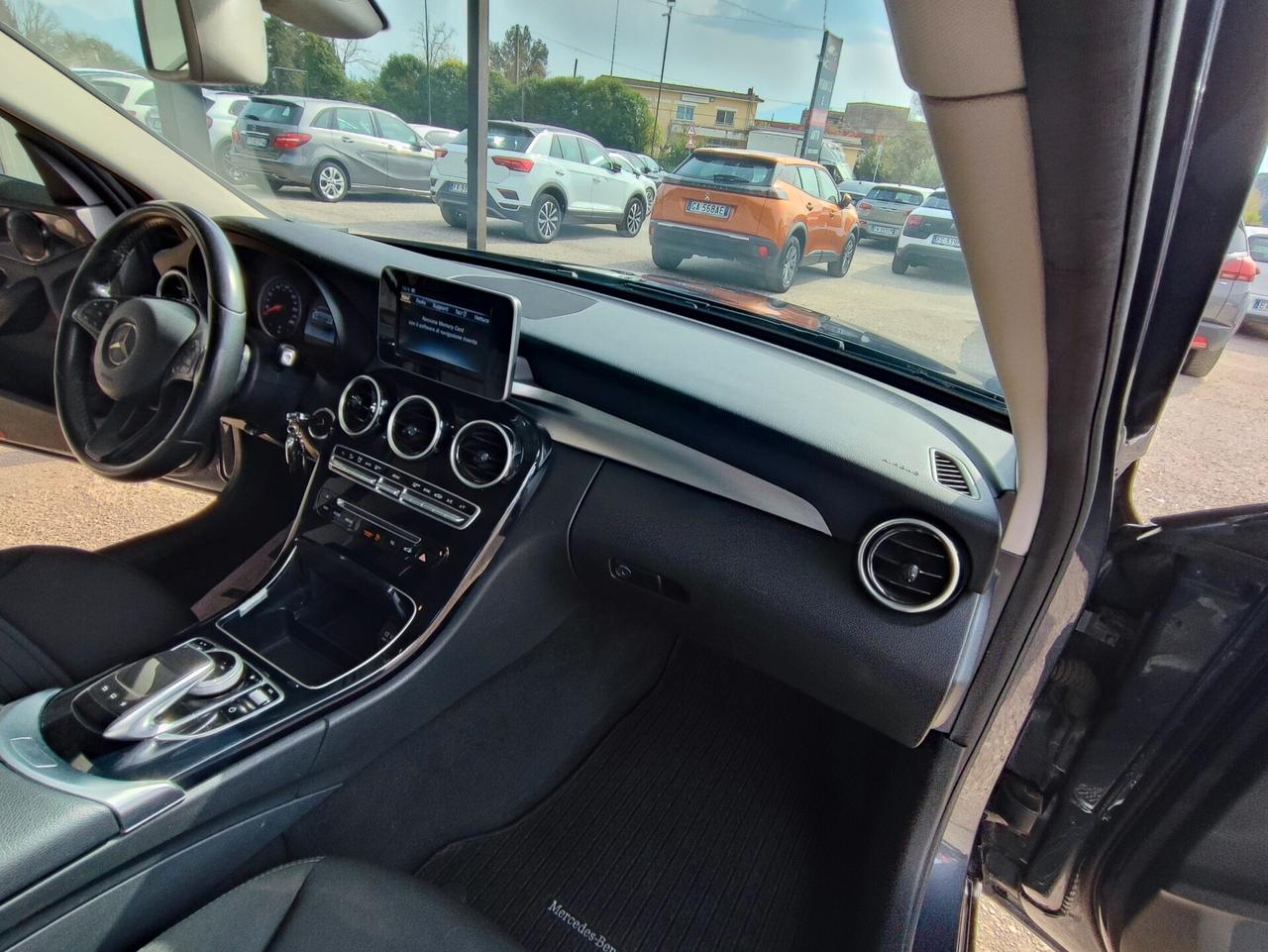 Mercedes-benz C 180 d Auto Premium