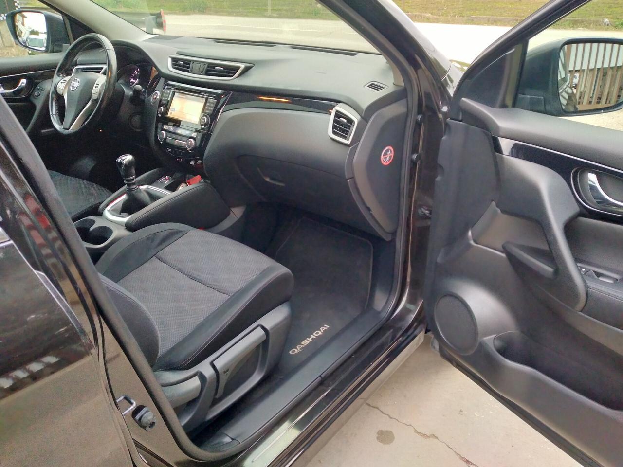 Nissan Qashqai 1.5 dCi 360