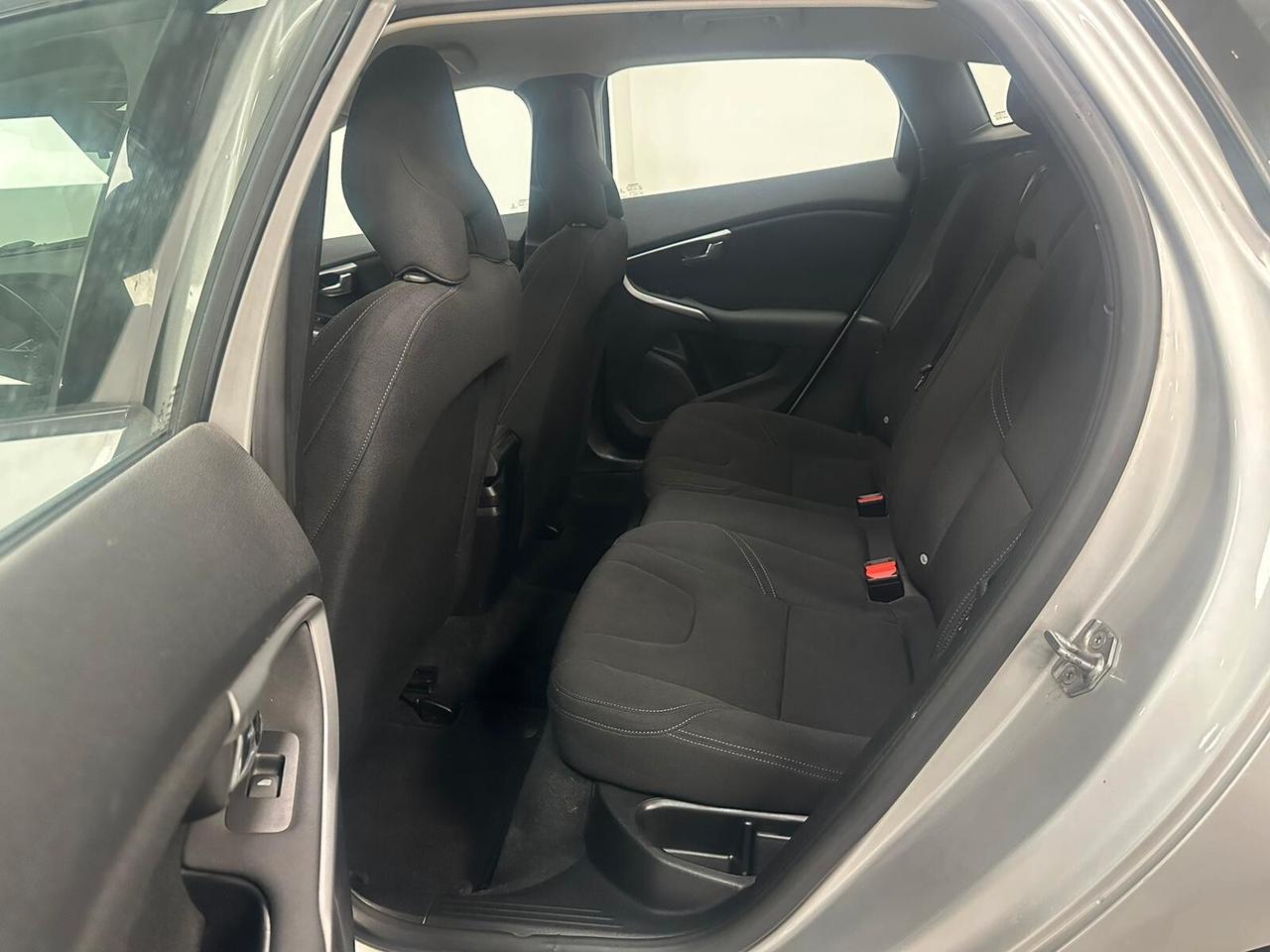 Volvo V40 Cross Country D2 Business Plus