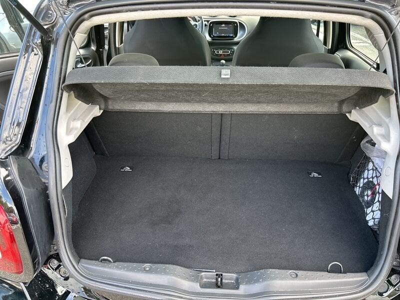 smart forfour II 2015 0.9 t Passion 90cv twinamic my18