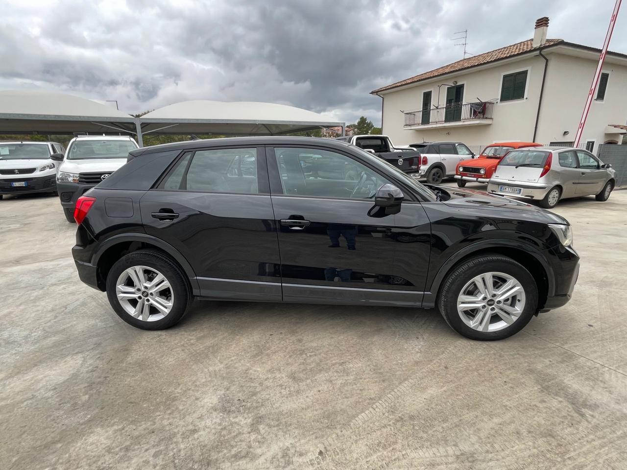 Audi Q2 35 TDI S tronic Business Advanced