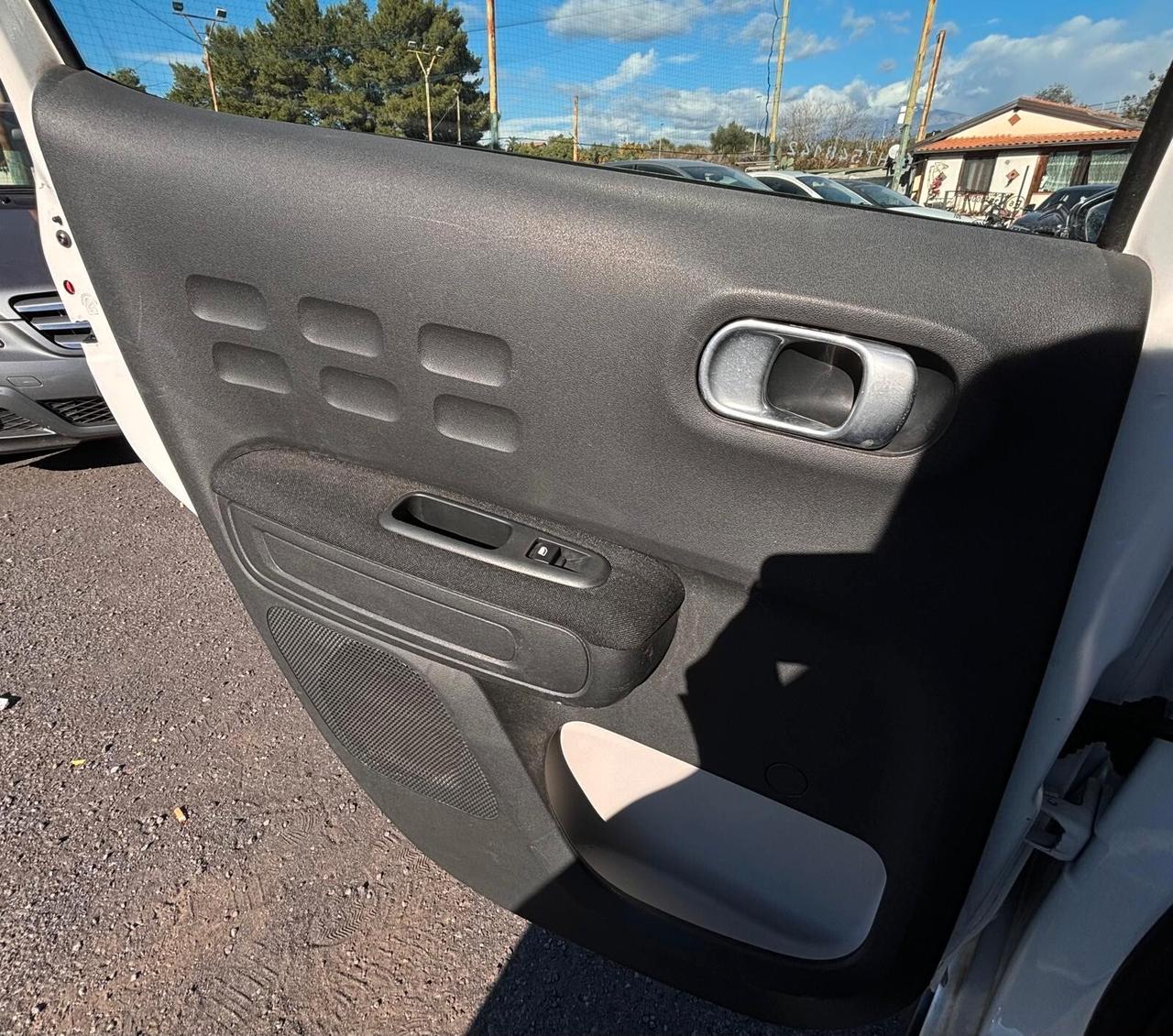 Citroen C3 PureTech 82 Shine
