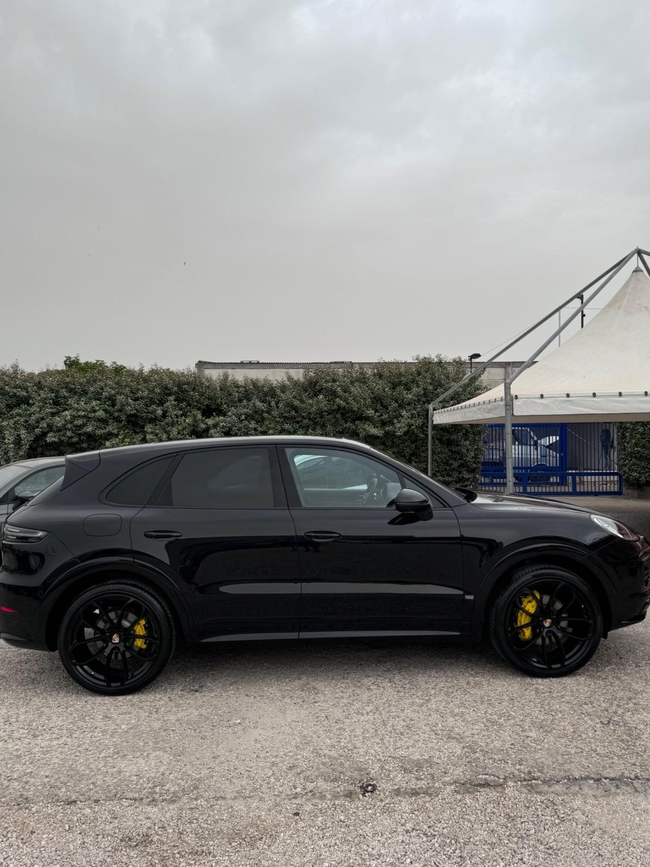 Porsche Cayenne 3.0 V6