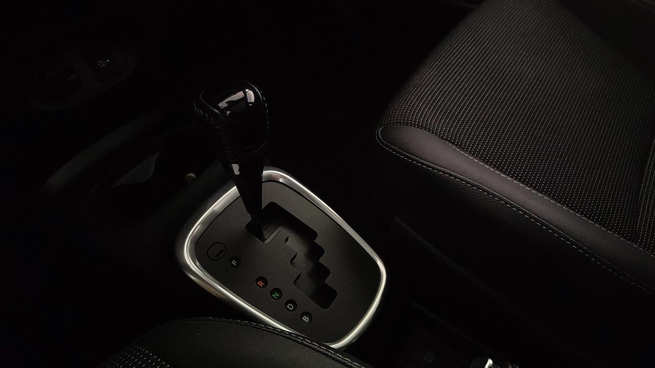 TOYOTA Yaris III 2017 - Yaris 5p 1.5h Style