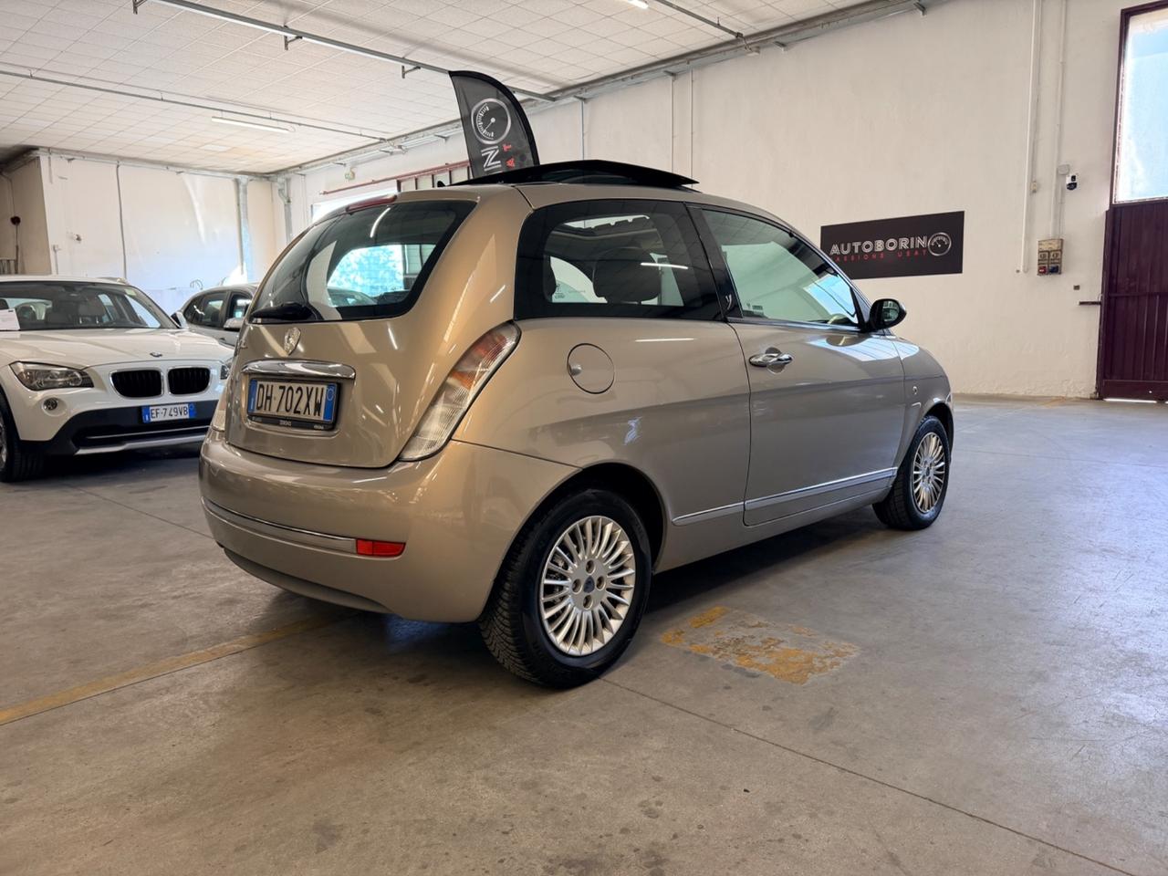 Lancia Ypsilon 1.4 Oro Ecochic GPL